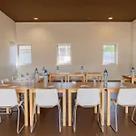 Hotel Basic By Axis