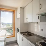 Ξενοδοχείο Basic By Axis 2*