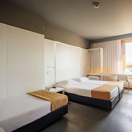 Hotel Basic By Axis