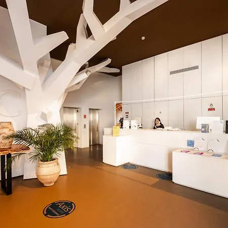 Basic By Axis Hotell Braga