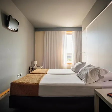 Basic By Axis 2* Braga