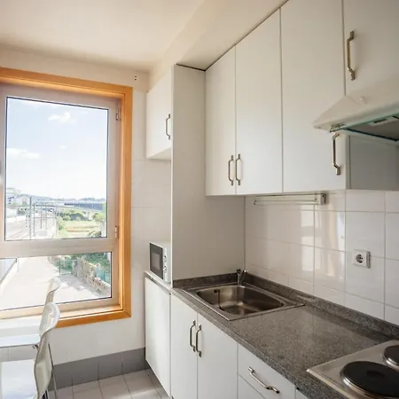 Hotell Basic By Axis 2*