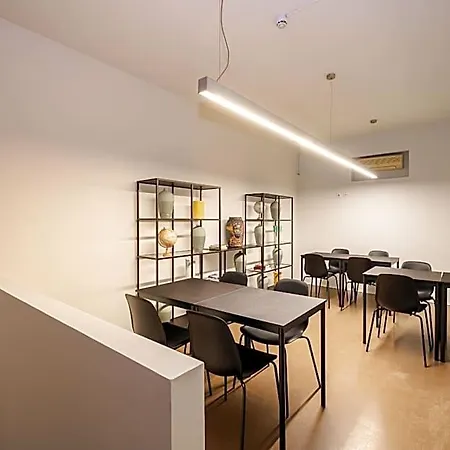 Hotel Basic By Axis