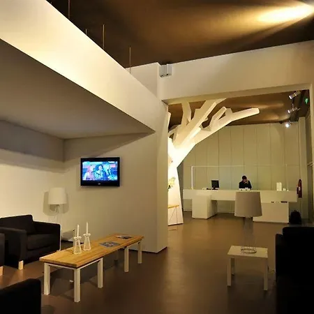 Basic By Axis Hotel