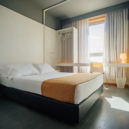 Basic By Axis Hotel 2*
