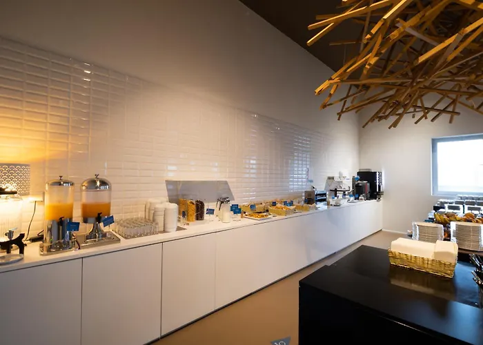 Basic By Axis 2* Braga